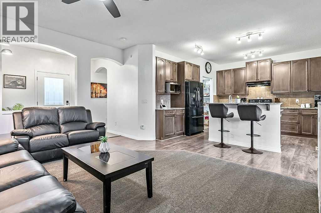 111 Drake Landing Loop, Okotoks, Alberta  T1S 0H4 - Photo 5 - A2264240