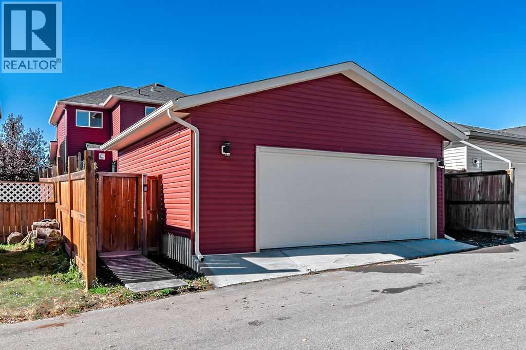 111 Drake Landing Loop, Okotoks, Alberta  T1S 0H4 - Photo 31 - A2264240