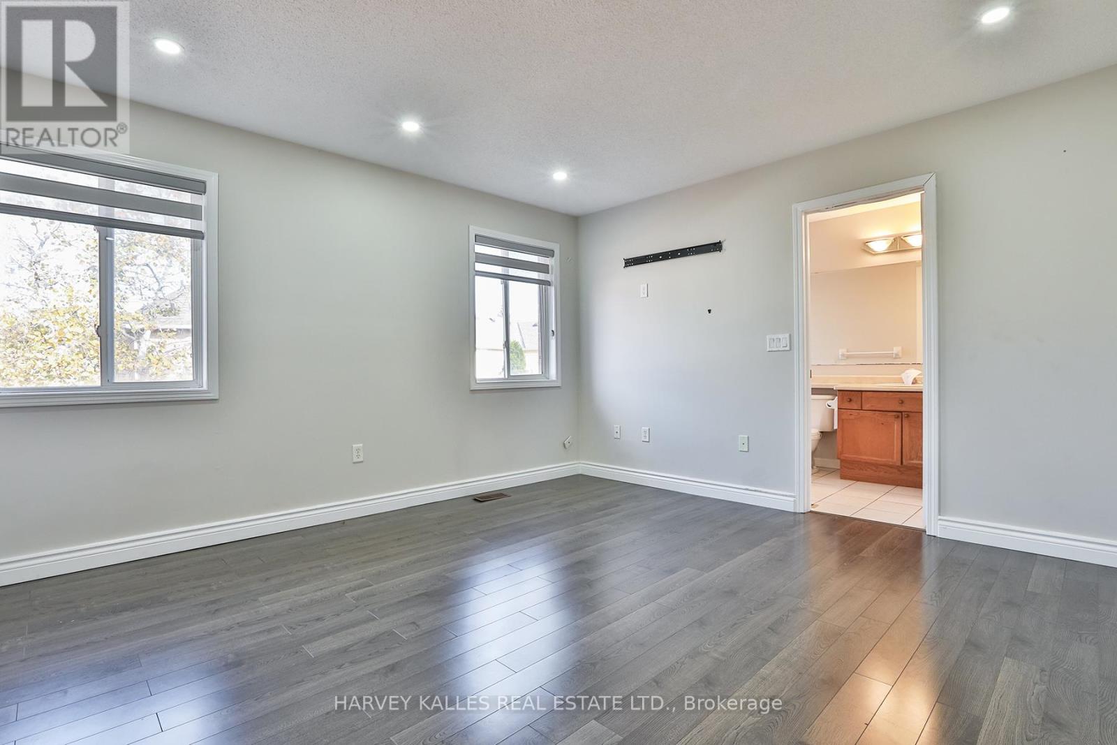 24 Upshall Drive, Brampton (Vales Of Castlemore), Ontario  L6P 1E1 - Photo 21 - W12482178