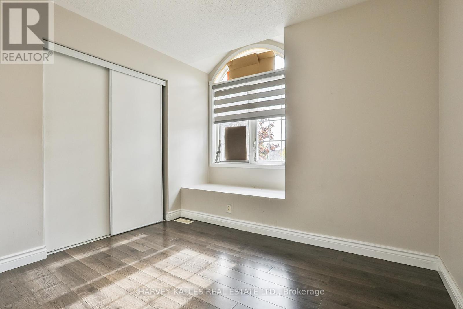 24 Upshall Drive, Brampton (Vales Of Castlemore), Ontario  L6P 1E1 - Photo 29 - W12482178