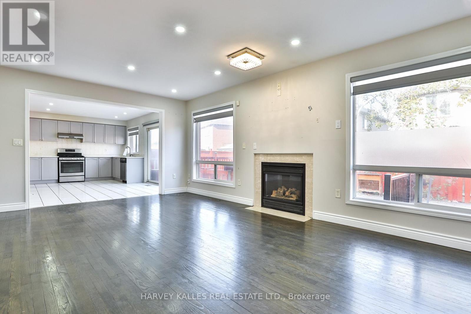 24 Upshall Drive, Brampton (Vales Of Castlemore), Ontario  L6P 1E1 - Photo 15 - W12482178