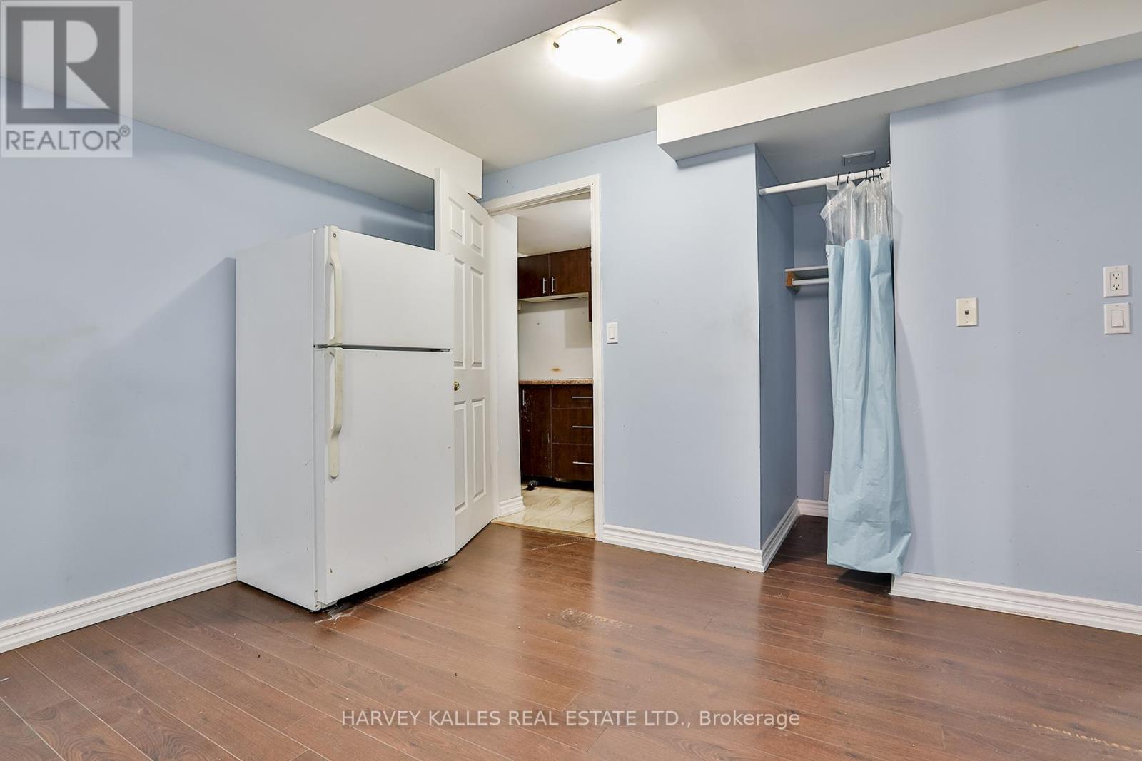 24 Upshall Drive, Brampton (Vales Of Castlemore), Ontario  L6P 1E1 - Photo 36 - W12482178