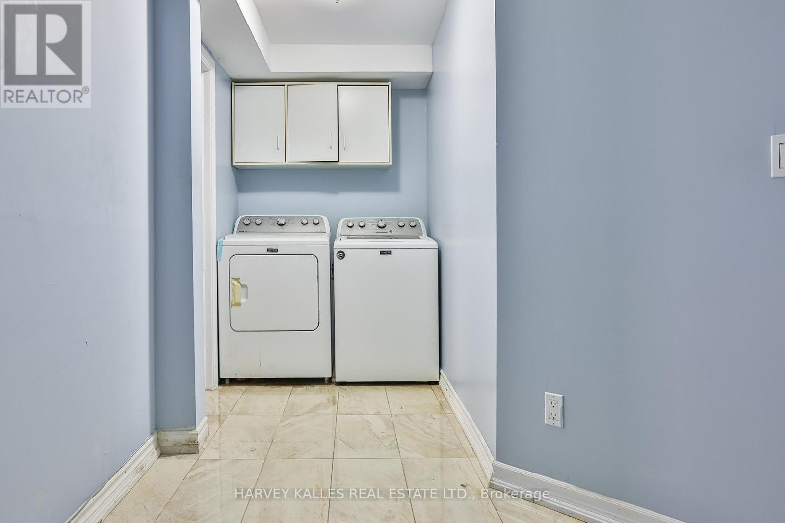 24 Upshall Drive, Brampton (Vales Of Castlemore), Ontario  L6P 1E1 - Photo 33 - W12482178