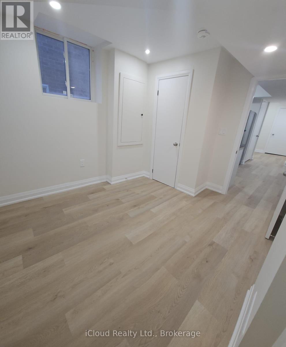 1142 Skyridge Blvd Boulevard, Pickering, Ontario  L1X 0M4 - Photo 10 - E12484781