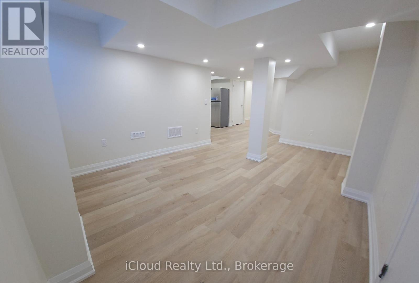 1142 Skyridge Blvd Boulevard, Pickering, Ontario  L1X 0M4 - Photo 8 - E12484781