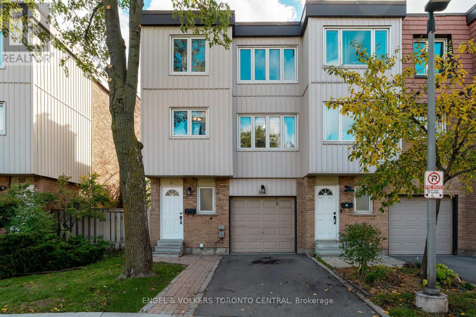 51 - 15 GUILDWOOD PARKWAY, Toronto, Ontario