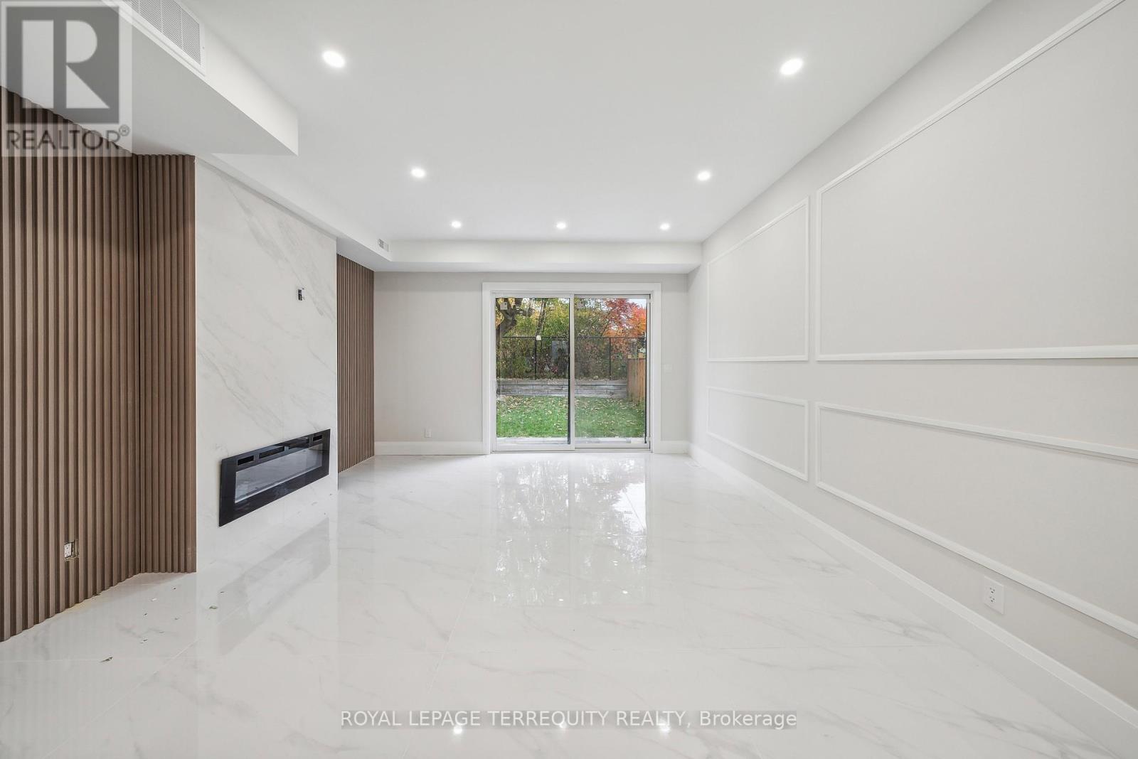 Main Floor - 10 Mack Avenue, Toronto, Ontario  M1L 1L9 - Photo 21 - E12484792