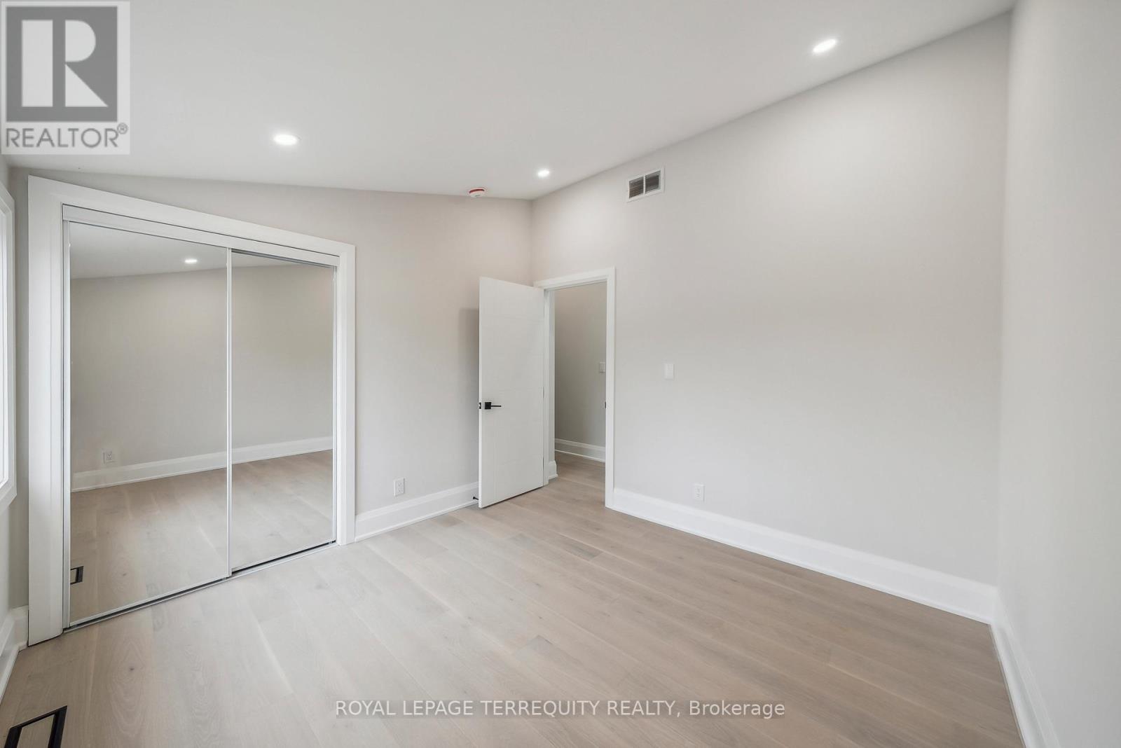 Main Floor - 10 Mack Avenue, Toronto, Ontario  M1L 1L9 - Photo 28 - E12484792