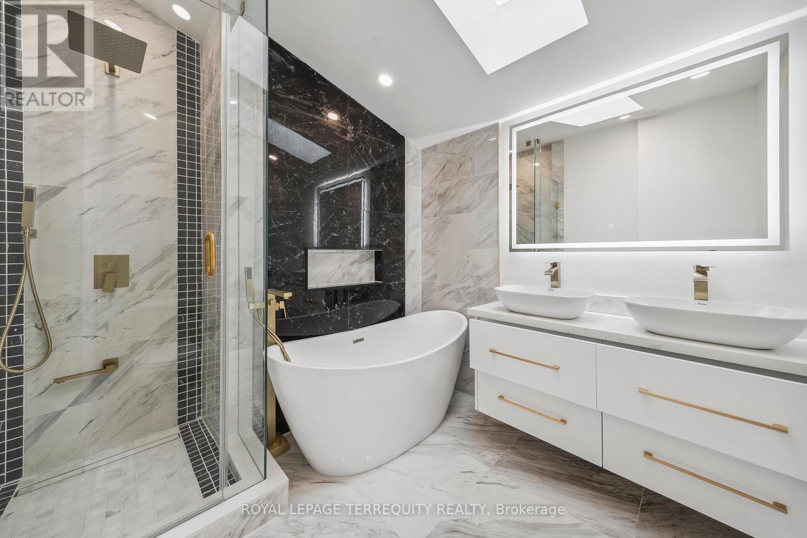 Main Floor - 10 Mack Avenue, Toronto, Ontario  M1L 1L9 - Photo 32 - E12484792