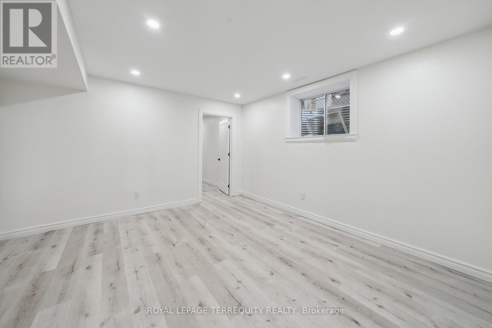 Main Floor - 10 Mack Avenue, Toronto, Ontario  M1L 1L9 - Photo 42 - E12484792