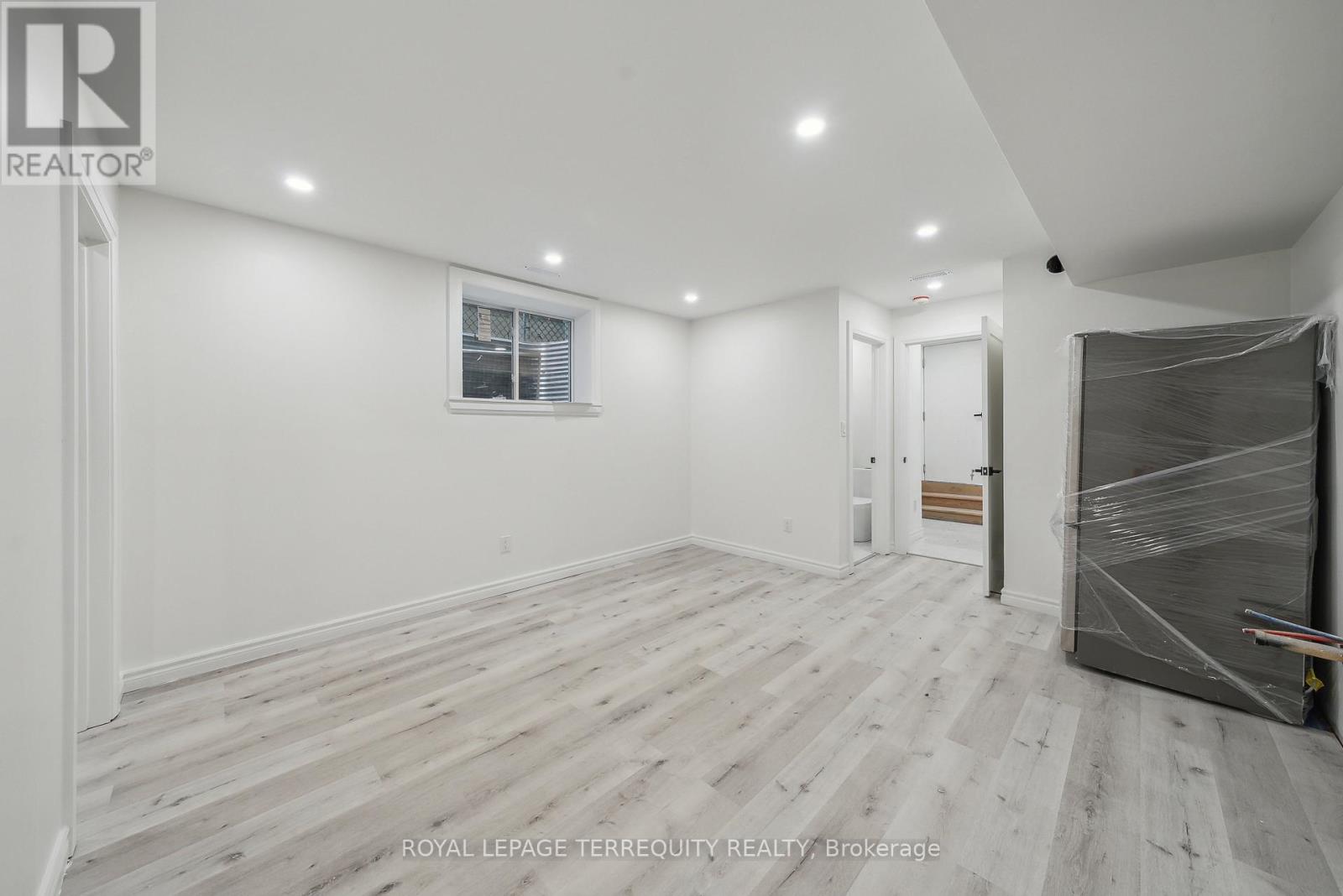 Main Floor - 10 Mack Avenue, Toronto, Ontario  M1L 1L9 - Photo 44 - E12484792