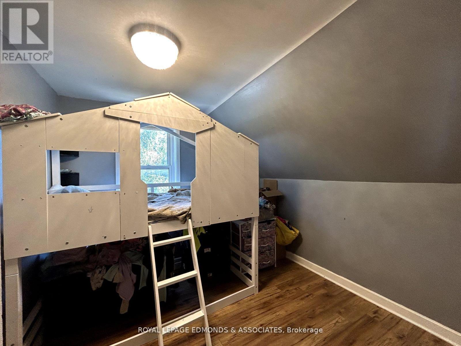 13 Jason Street, Whitewater Region, Ontario K0J 1J0 - Photo 16 - X12484797