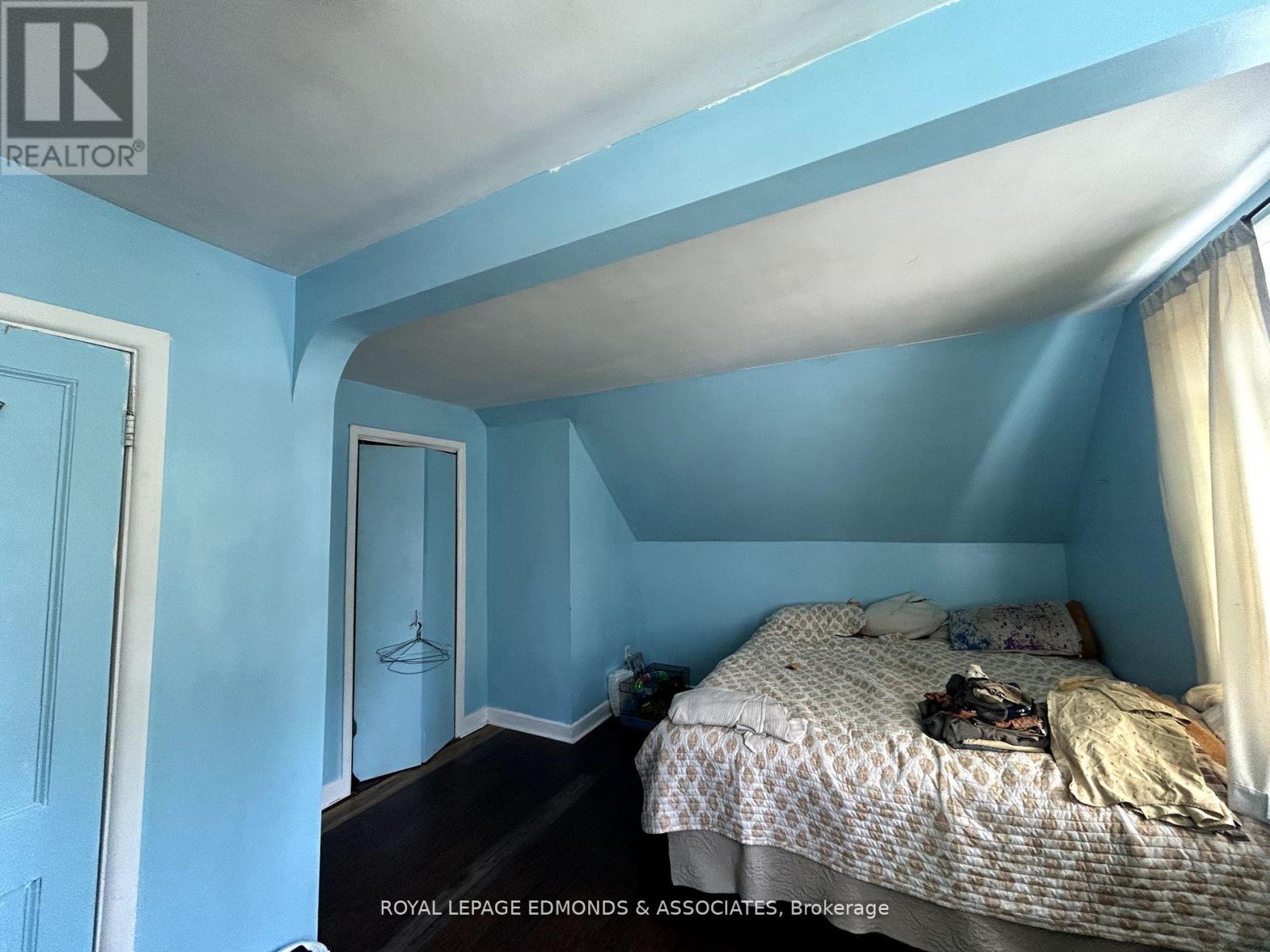 13 Jason Street, Whitewater Region, Ontario K0J 1J0 - Photo 18 - X12484797