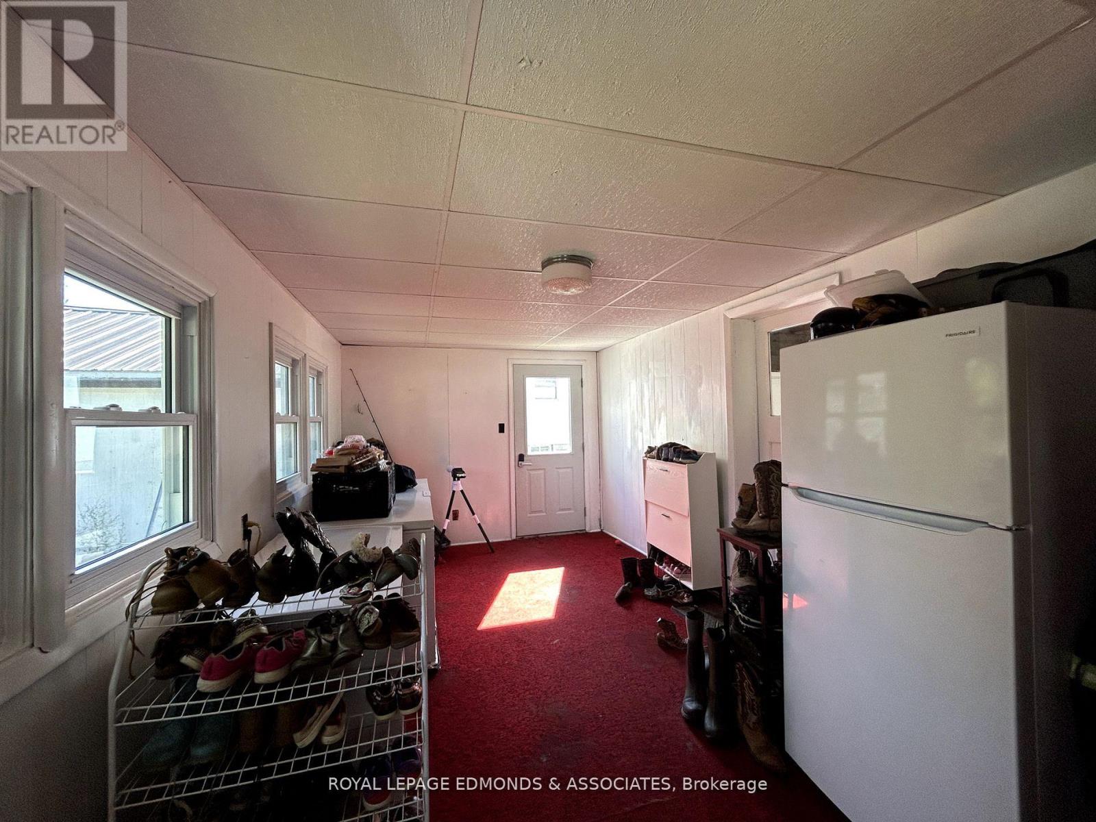 13 Jason Street, Whitewater Region, Ontario K0J 1J0 - Photo 22 - X12484797