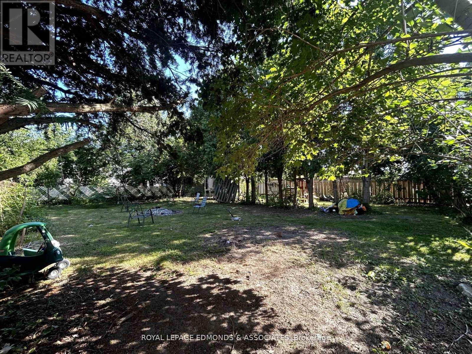 13 Jason Street, Whitewater Region, Ontario K0J 1J0 - Photo 24 - X12484797