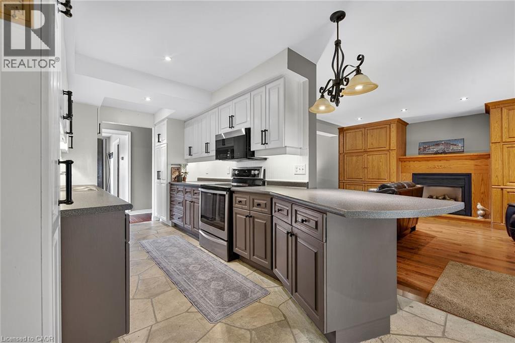 129 Gordon Drummond Avenue, Stoney Creek, Ontario  L8J 1G1 - Photo 5 - 40782635