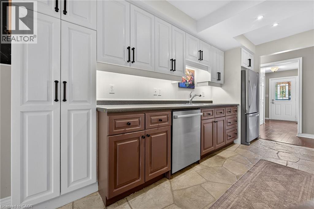 129 Gordon Drummond Avenue, Stoney Creek, Ontario  L8J 1G1 - Photo 8 - 40782635