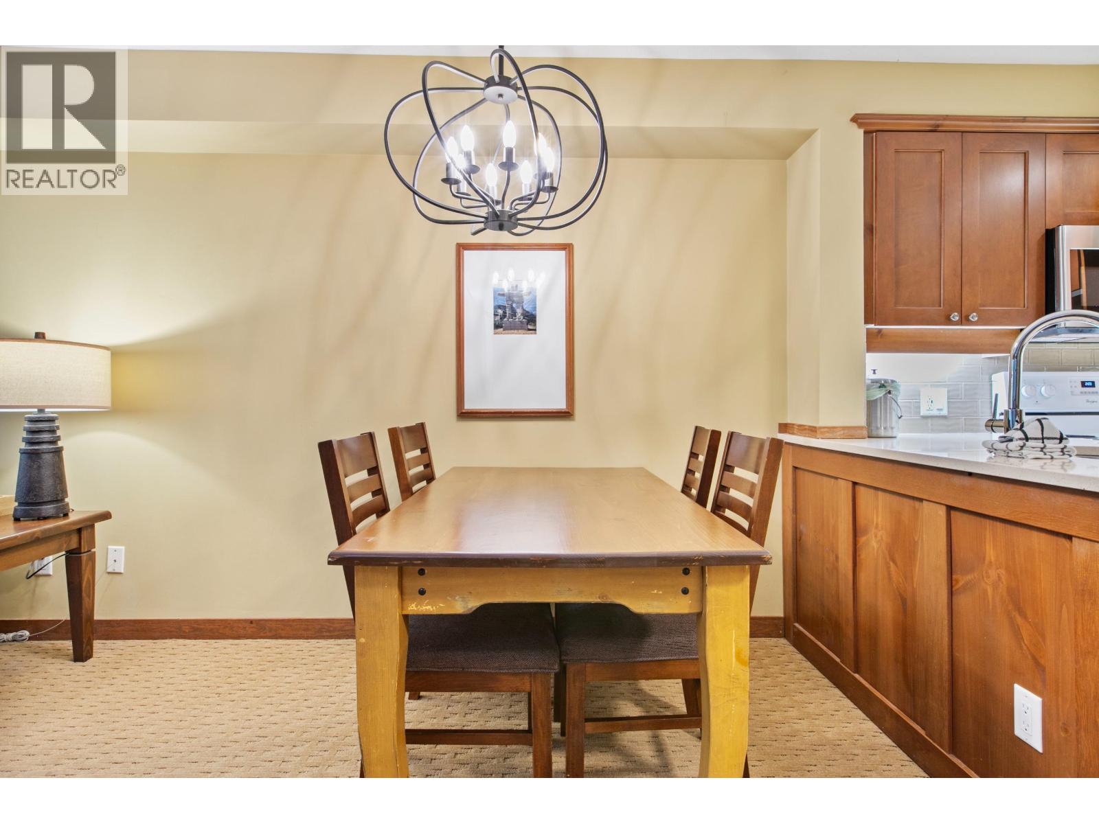 405 G4 4653 Blackcomb Way, Whistler, British Columbia  V8E 0Y9 - Photo 8 - R3062317