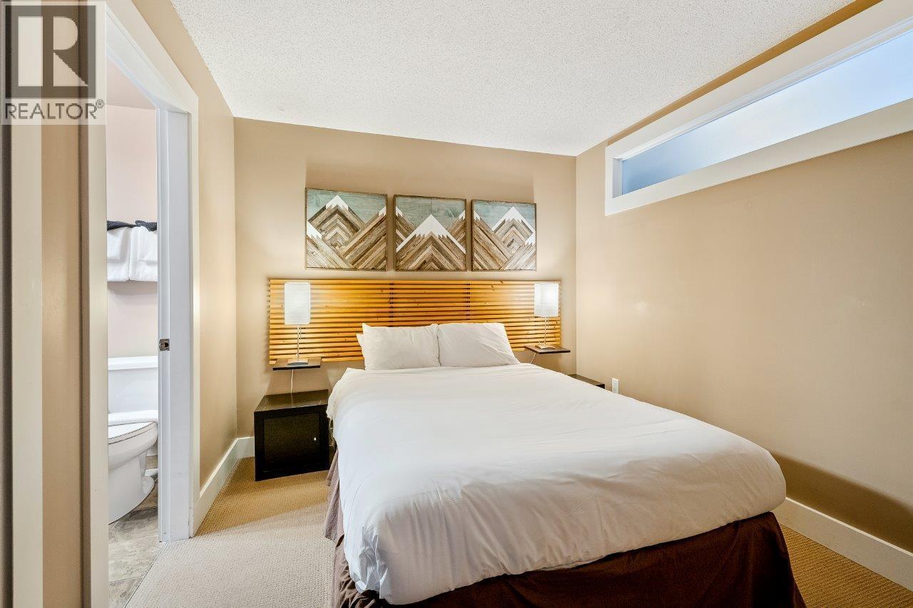 321 4573 Chateau Boulevard, Whistler, British Columbia  V0N 1B4 - Photo 24 - R3062344