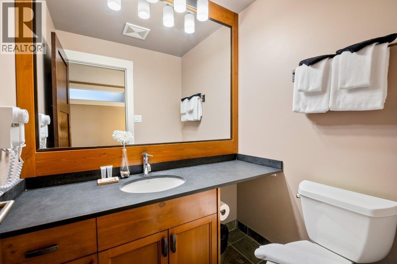 321 4573 Chateau Boulevard, Whistler, British Columbia  V0N 1B4 - Photo 35 - R3062344