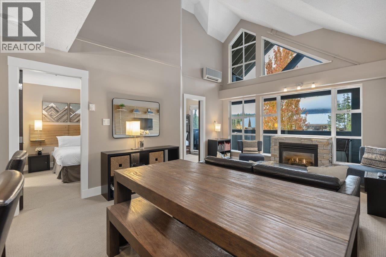 321 4573 Chateau Boulevard, Whistler, British Columbia  V0N 1B4 - Photo 6 - R3062344