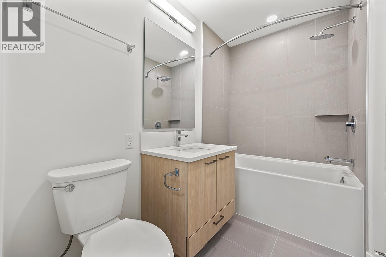 208 723 Grover Avenue, Coquitlam, British Columbia  V3J 3C9 - Photo 10 - R3062348