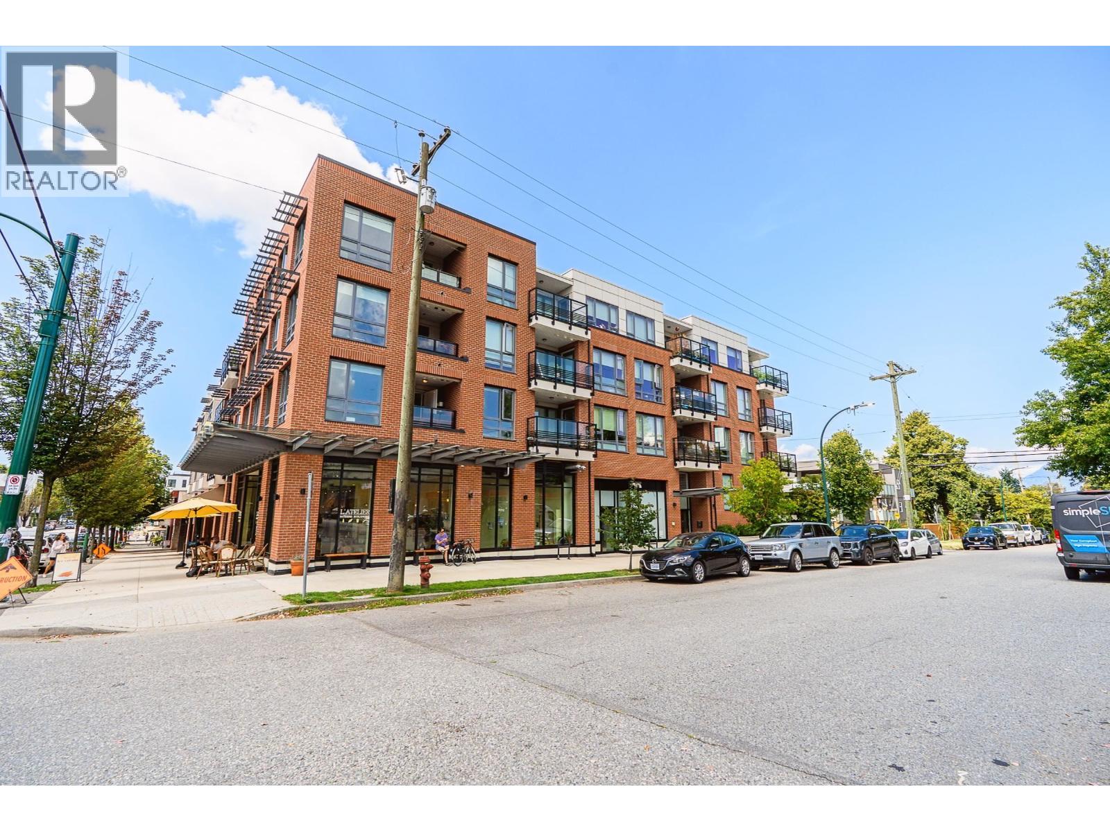 305 2477 CAROLINA STREET, Vancouver, British Columbia