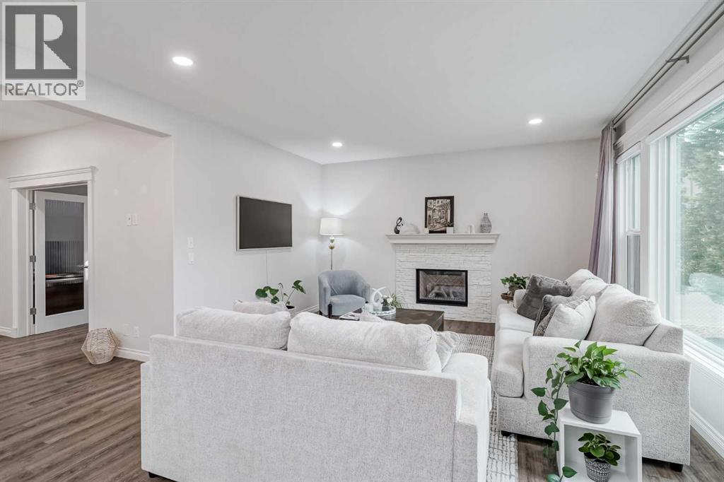 310 Mahogany Manor Se, Calgary, Alberta  T3M 1X4 - Photo 13 - A2255564