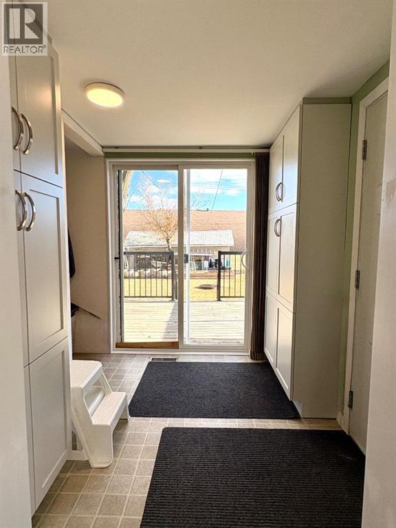 216 Sanden Street, Bawlf, Alberta  T0B 0J0 - Photo 17 - A2267093