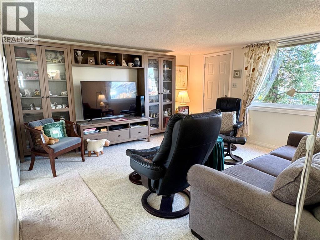 216 Sanden Street, Bawlf, Alberta  T0B 0J0 - Photo 5 - A2267093