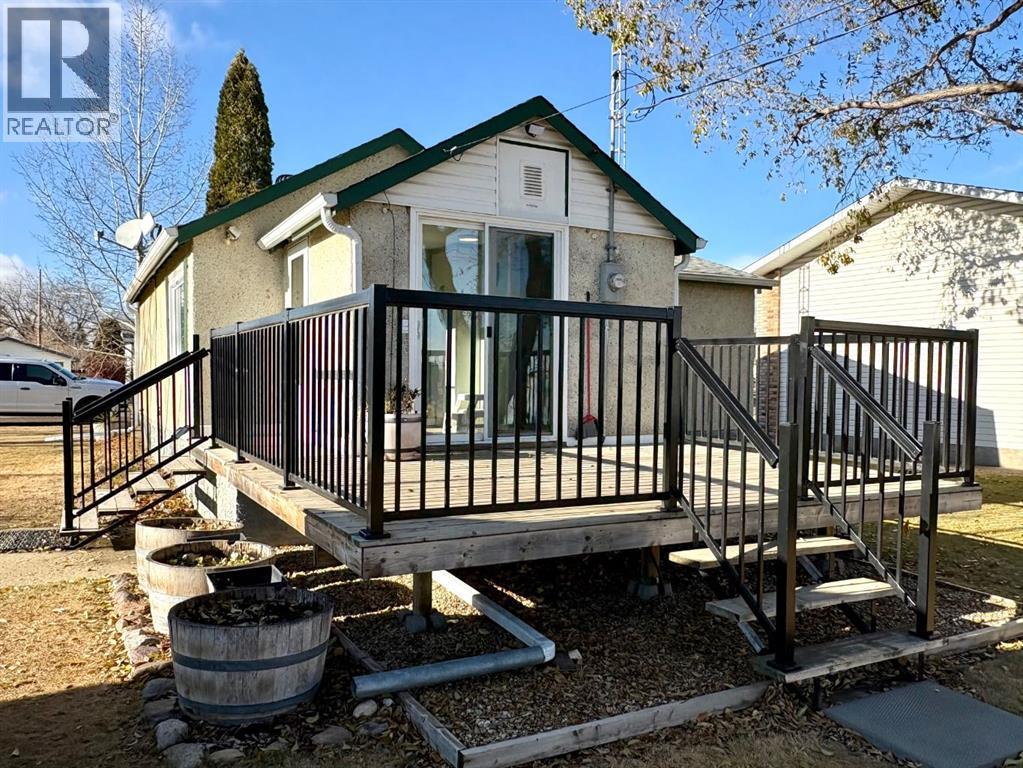216 Sanden Street, Bawlf, Alberta  T0B 0J0 - Photo 23 - A2267093