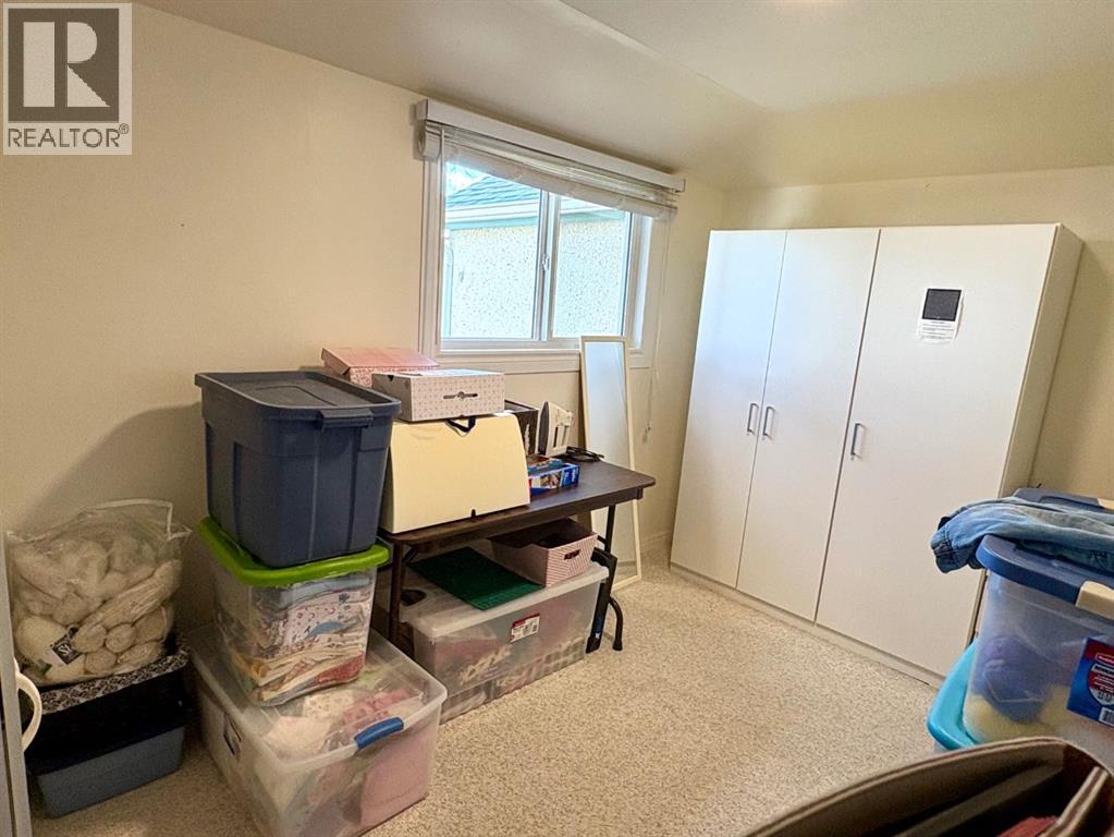 216 Sanden Street, Bawlf, Alberta  T0B 0J0 - Photo 14 - A2267093