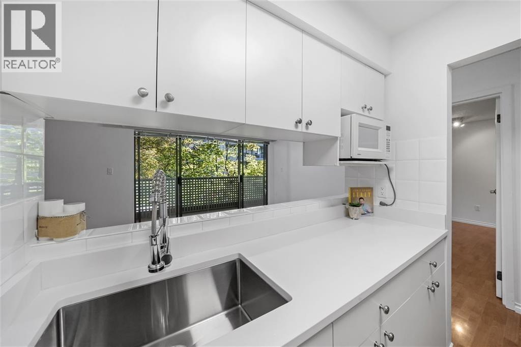 214 1955 Woodway Place, Burnaby, British Columbia  V5B 4S5 - Photo 12 - R3062335