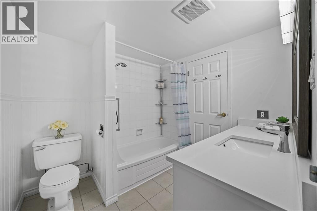 214 1955 Woodway Place, Burnaby, British Columbia  V5B 4S5 - Photo 18 - R3062335