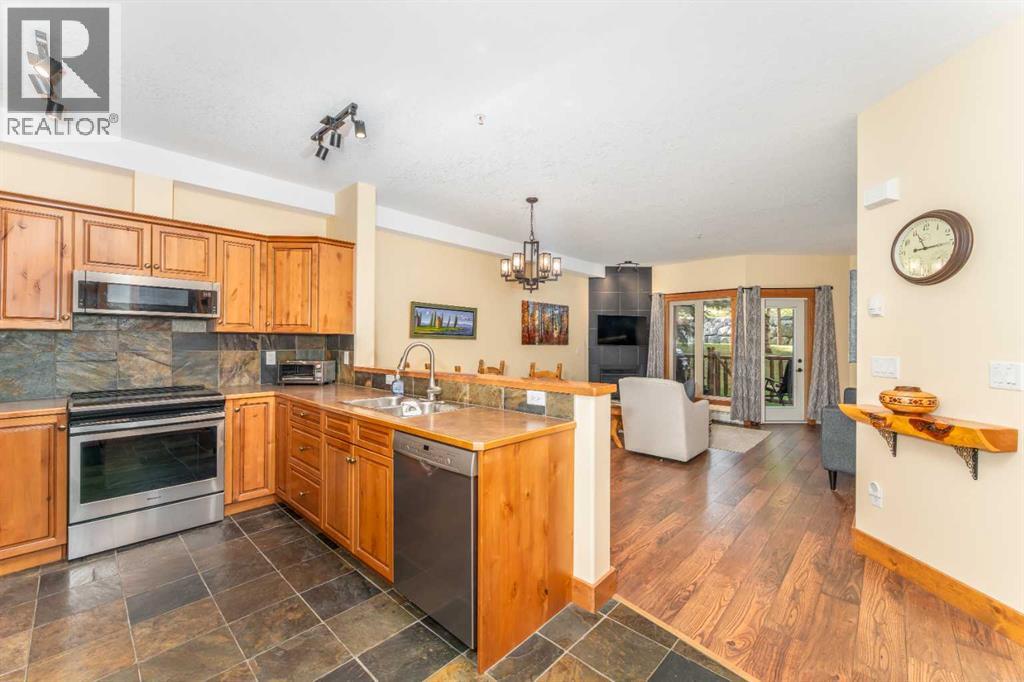 114, 155 Crossbow Place, Canmore, Alberta  T1W 3H6 - Photo 12 - A2260606