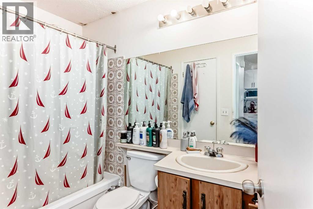 11 Falsby Way Ne, Calgary, Alberta  T3J 3A2 - Photo 17 - A2266852