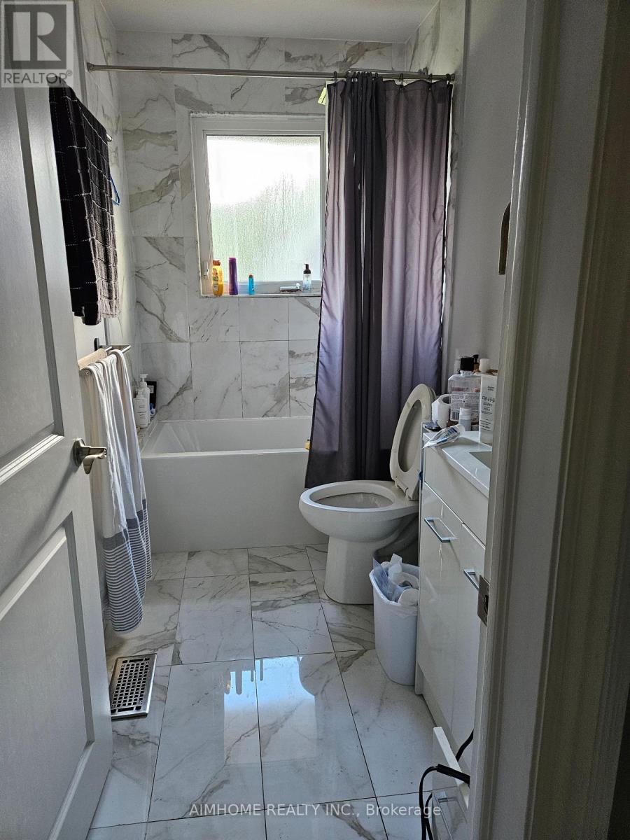 Main Floor 1 Room - 113 Stafford Road, Toronto, Ontario  M2R 1V5 - Photo 4 - C12484802