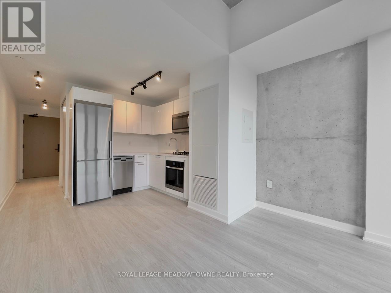 1707 - 195 Mccaul Street, Toronto, Ontario  M5T 0E5 - Photo 6 - C12484810