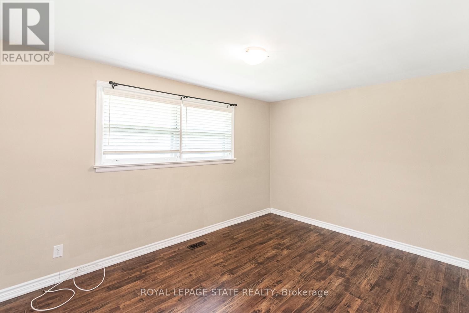 2278 Mount Forest Drive, Burlington, Ontario  L7P 1J2 - Photo 18 - W12484761