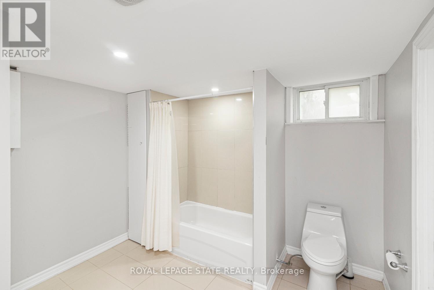 2278 Mount Forest Drive, Burlington, Ontario  L7P 1J2 - Photo 23 - W12484761
