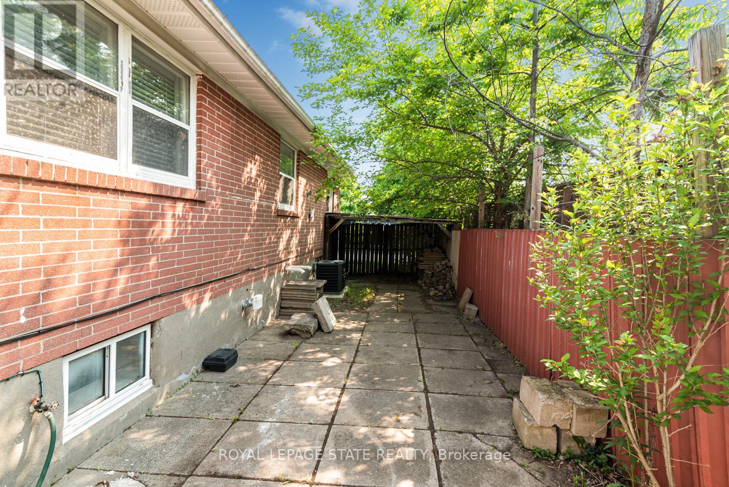2278 Mount Forest Drive, Burlington, Ontario  L7P 1J2 - Photo 44 - W12484761