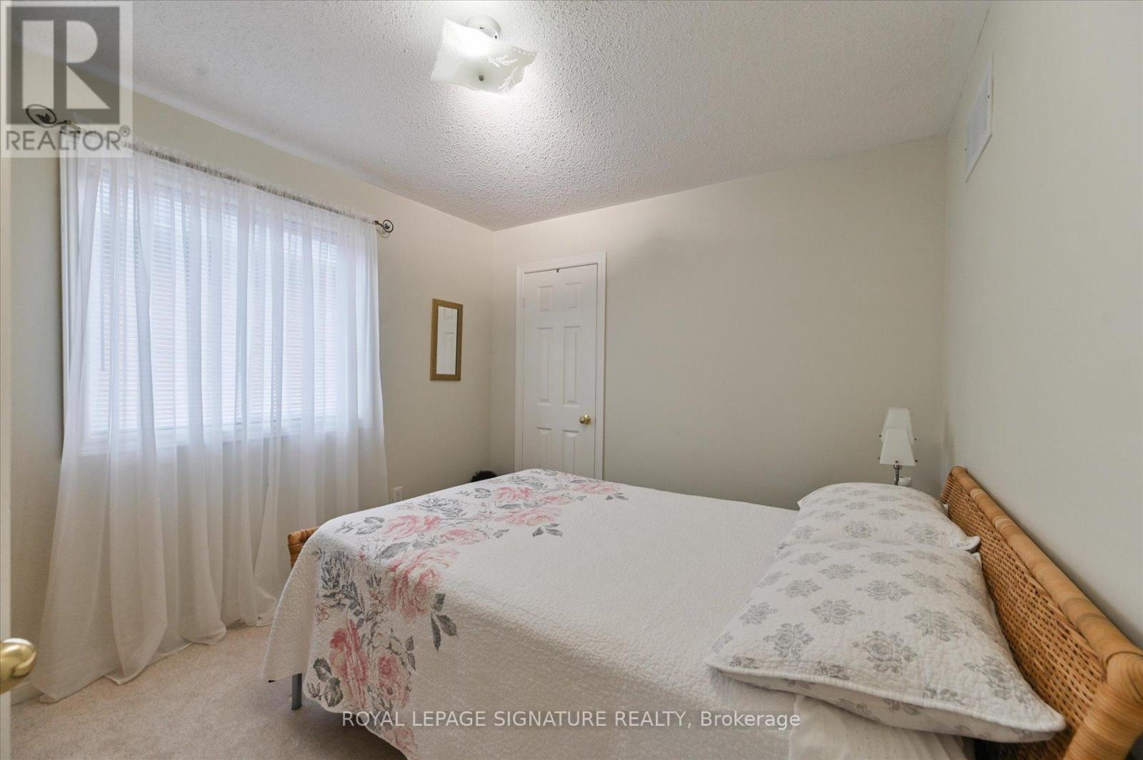 3485 Mcdowell Drive, Mississauga, Ontario  L5M 6R6 - Photo 20 - W12484764