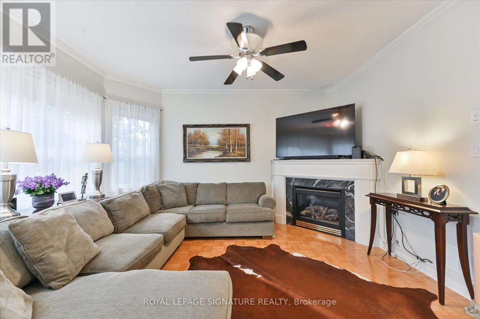 3485 Mcdowell Drive, Mississauga, Ontario  L5M 6R6 - Photo 9 - W12484764