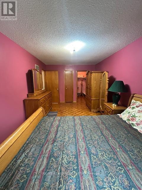 224 Macedonia Crescent, Mississauga, Ontario  L5B 3R8 - Photo 17 - W12484766