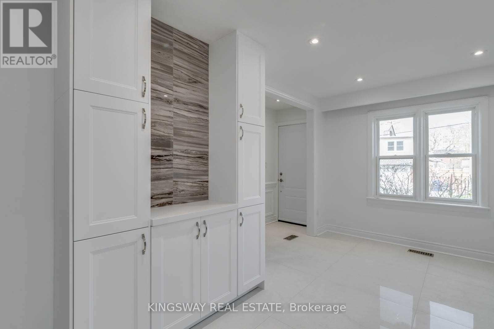 Main - 68 Wheatfield Road, Toronto, Ontario  M8V 2P6 - Photo 8 - W12484773