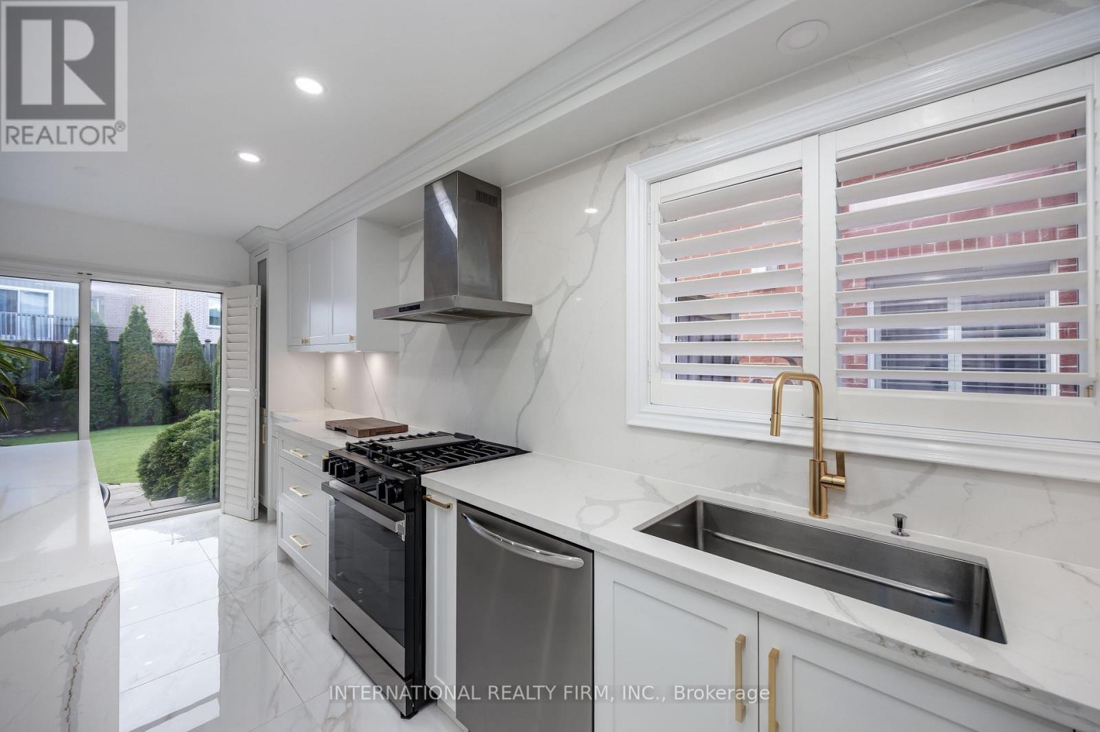 1616 Glenbourne Drive, Oshawa, Ontario  L1K 0G2 - Photo 12 - E12484808