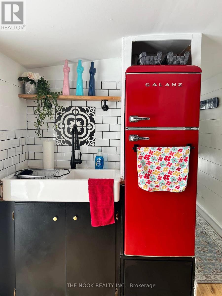 90 Thaeter Lane, Carlow/mayo, Ontario  K0L 1C0 - Photo 4 - X12484842