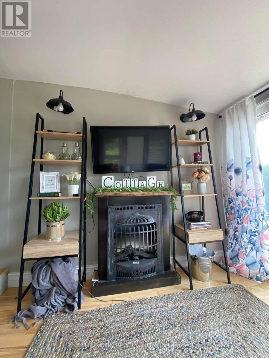 90 Thaeter Lane, Carlow/mayo, Ontario  K0L 1C0 - Photo 7 - X12484842