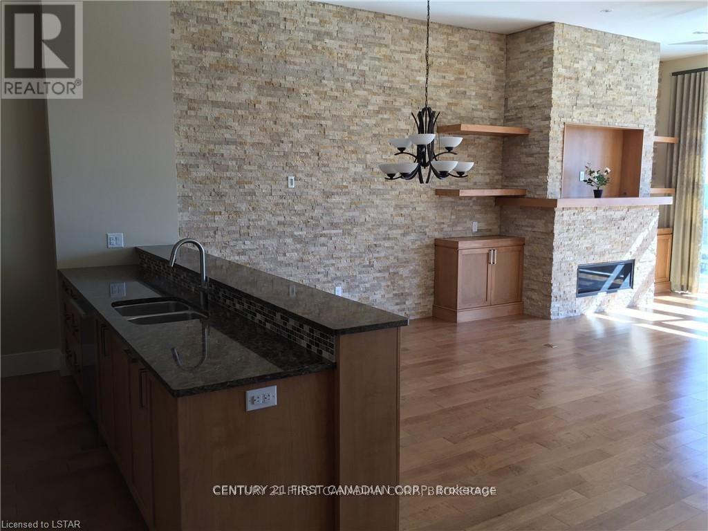 411 - 1705 Fiddlehead Place, London North, Ontario  N6G 5M6 - Photo 10 - X12484839