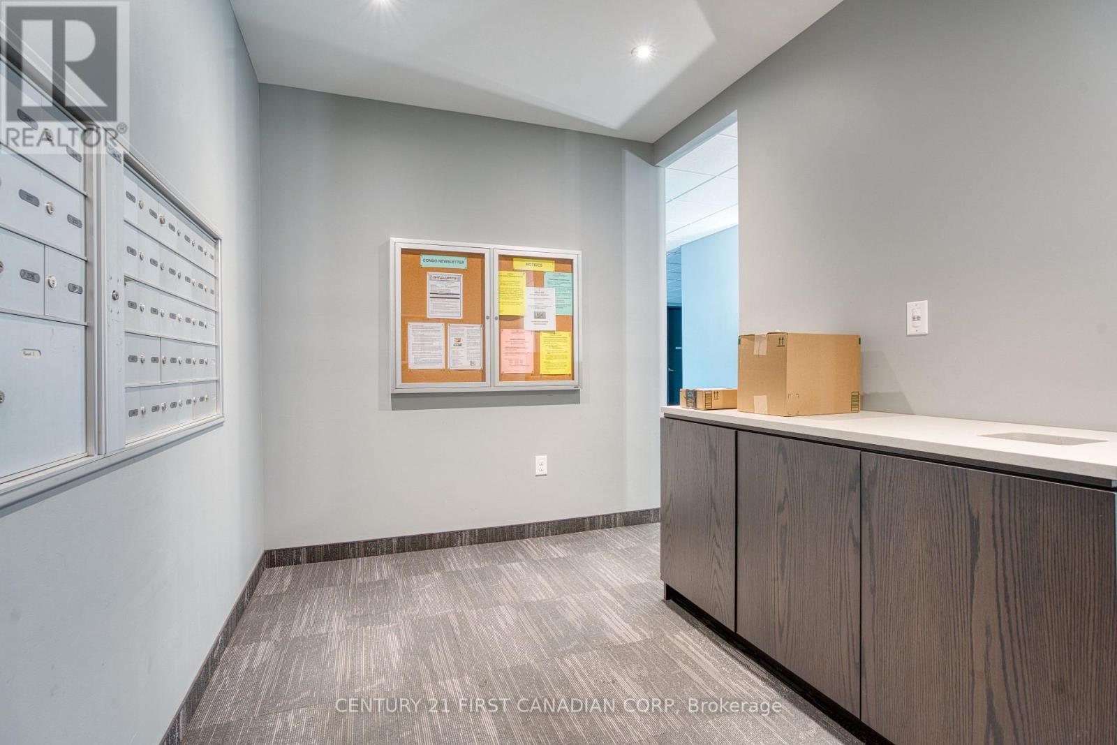 411 - 1705 Fiddlehead Place, London North, Ontario  N6G 5M6 - Photo 5 - X12484839